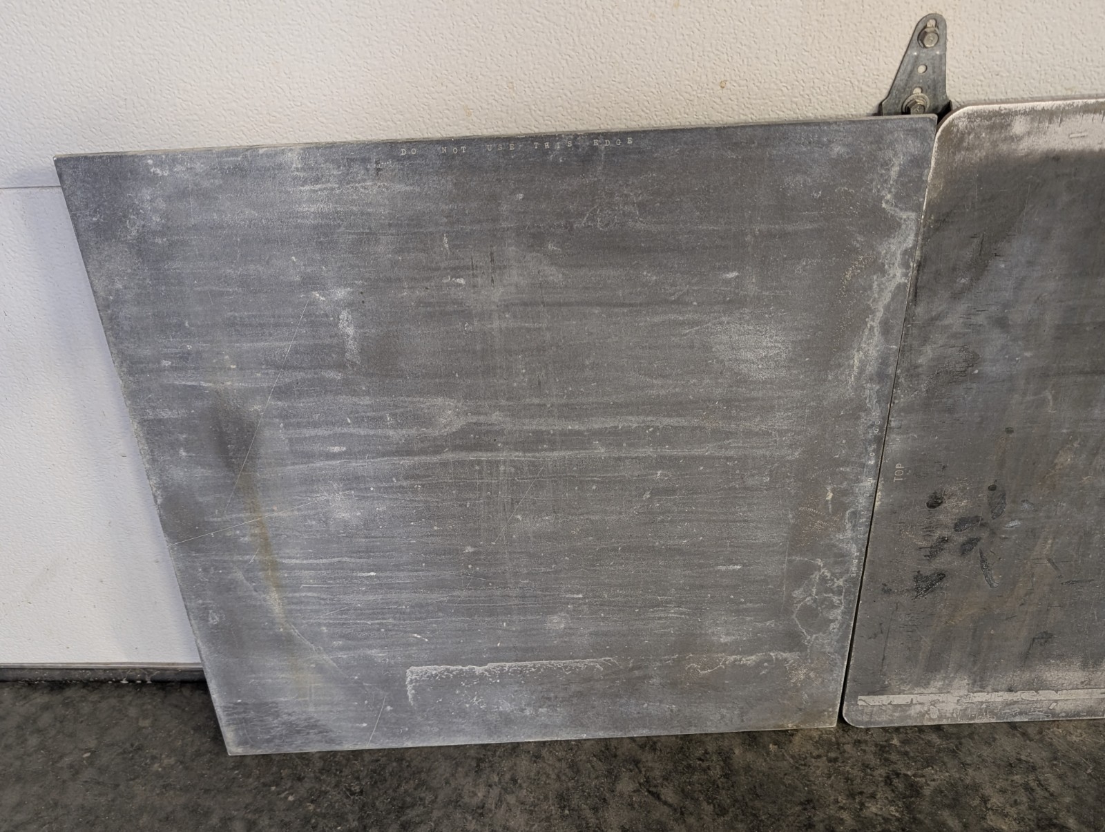 Magnesium Sheet 24″ x 24″ x 1/4″ Thick – High Grade 50 + Years Old 🥳 SHIPS FREE