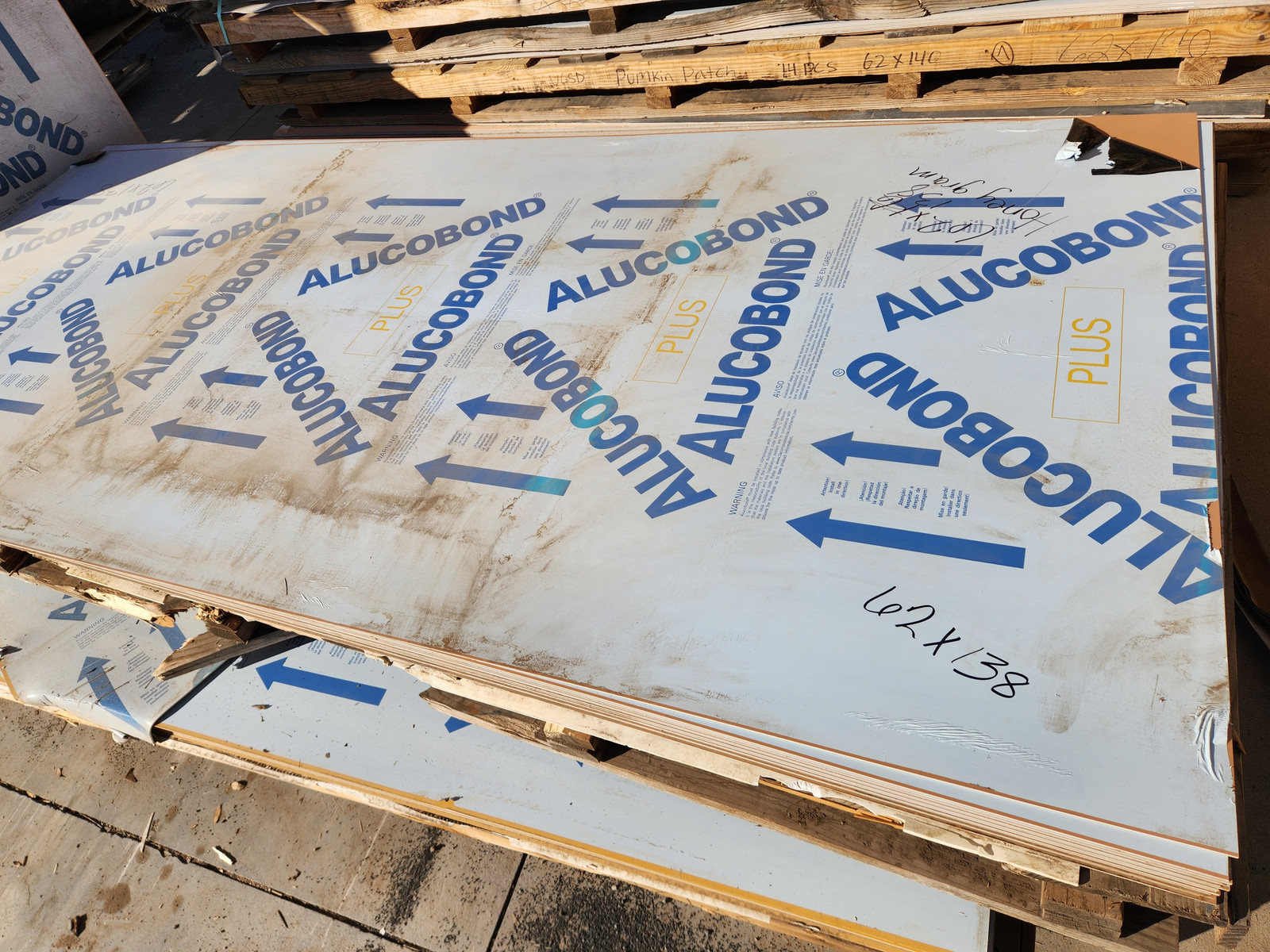Aluminum Composite Panel – 10.5′ x 50″ x 0.15″ – Exterior Sign Cladding Sheet
