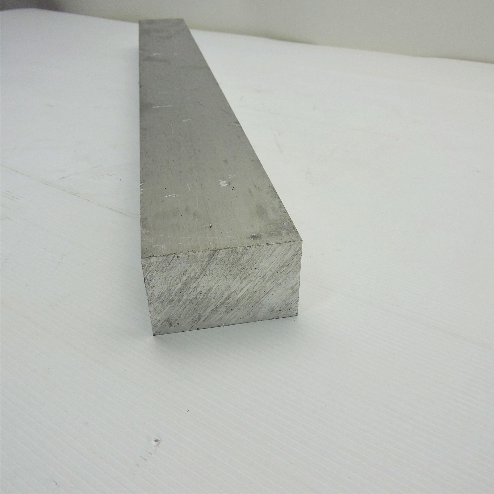 1.75″ thick 1 3/4 Aluminum 6061 PLATE 3.5″ x 32.75″ Long sku 125055*