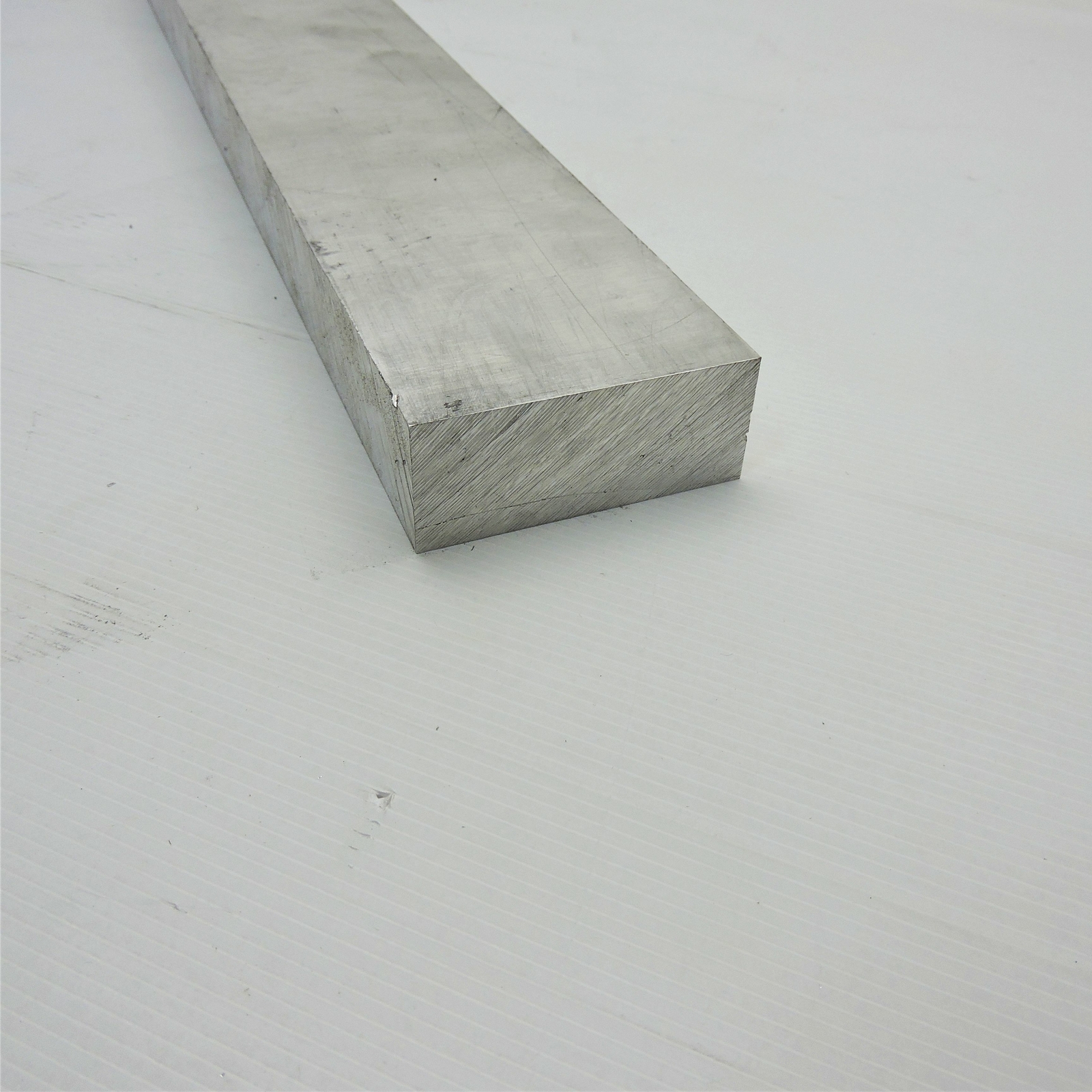 1.25″ thick 1 1/4 Aluminum 6061 PLATE 3.1875″ x 60.5″ Long sku 106190