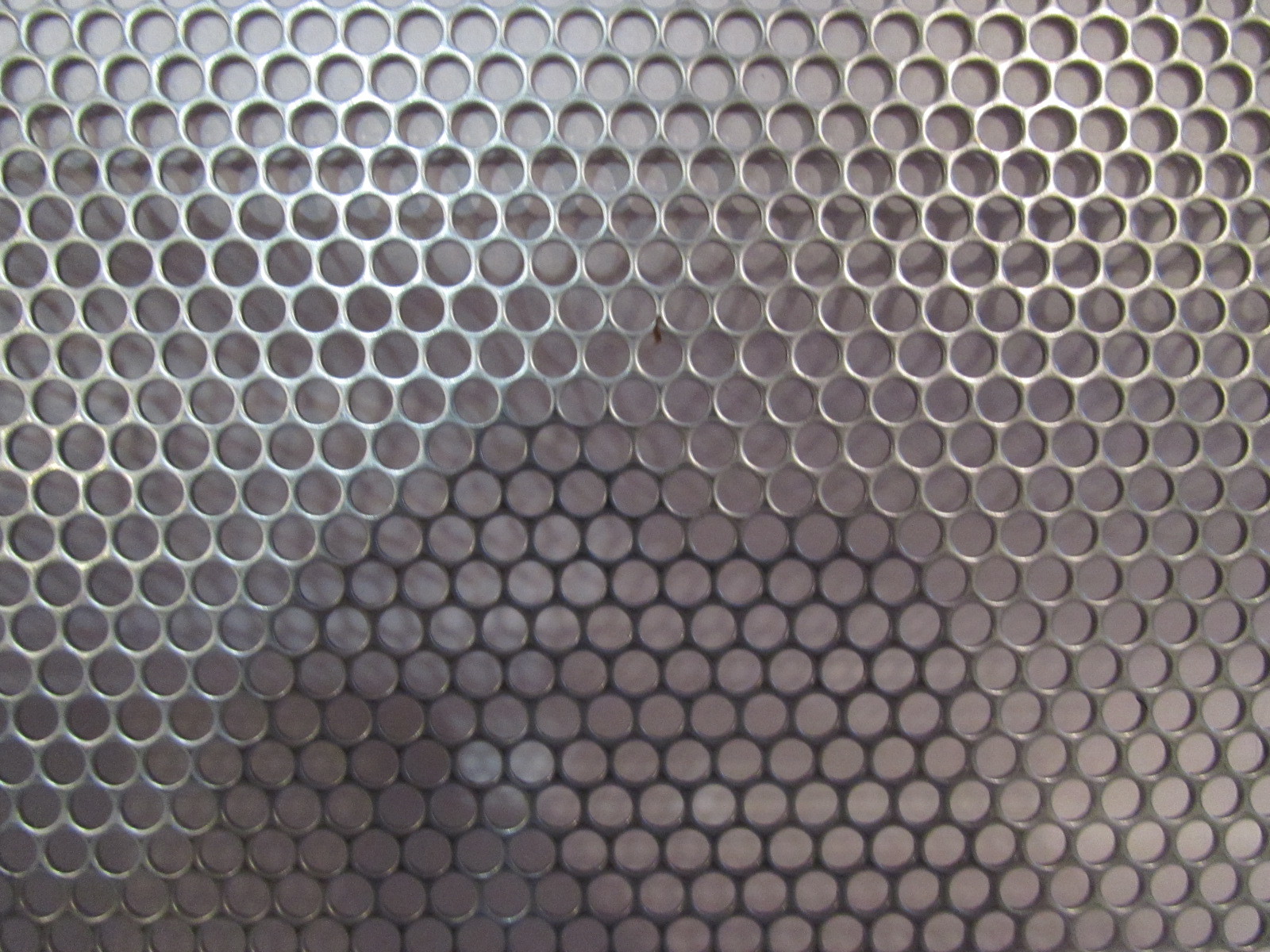 ==5/32 HOLES—20 GA. 304 STAINLESS PERFORATED SHEET– 7″ X 11-1/2″==