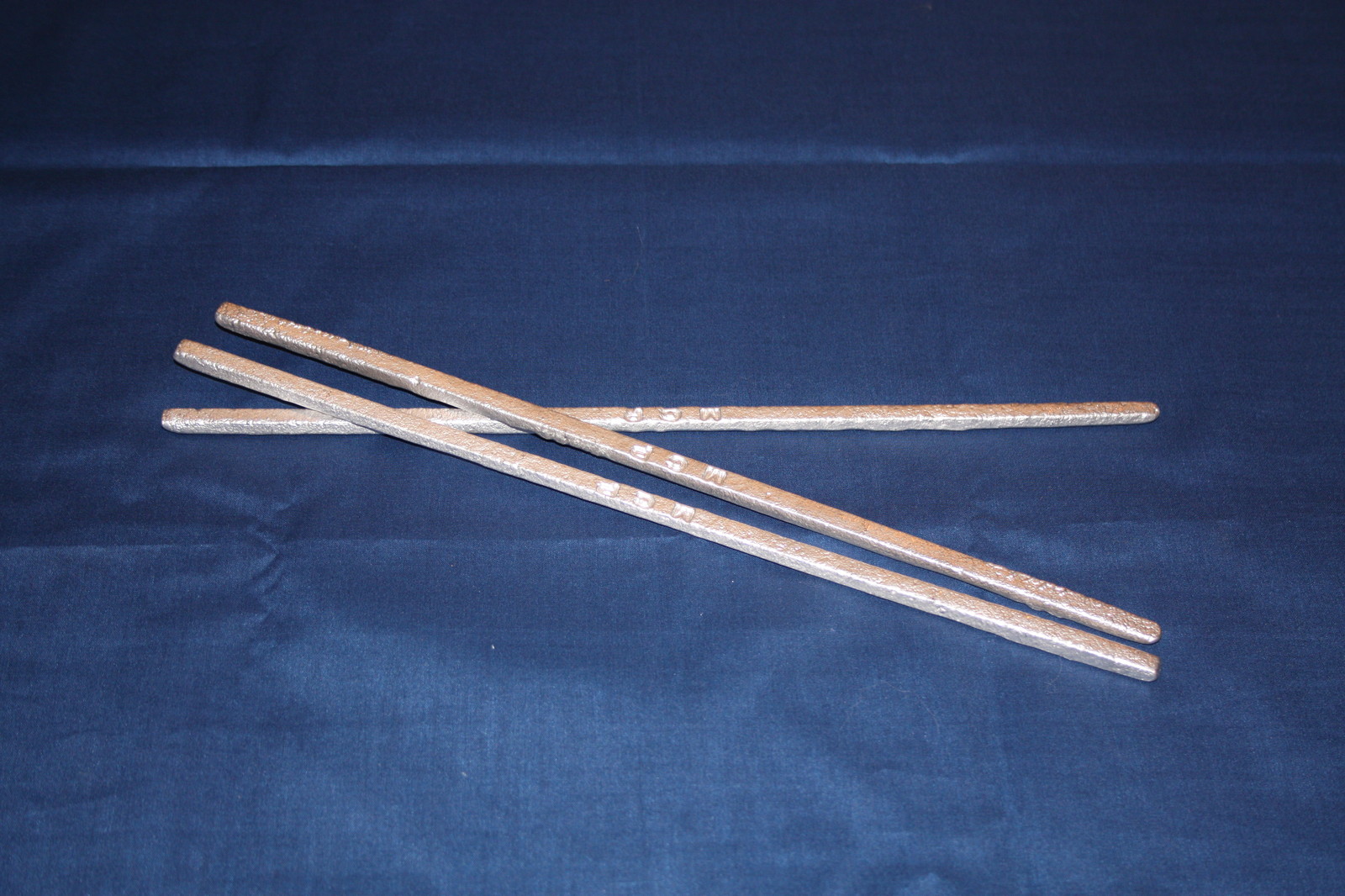 Cerrobend Woods Metal Low Temperature Alloy – 1 /4 lb. Melting Stick
