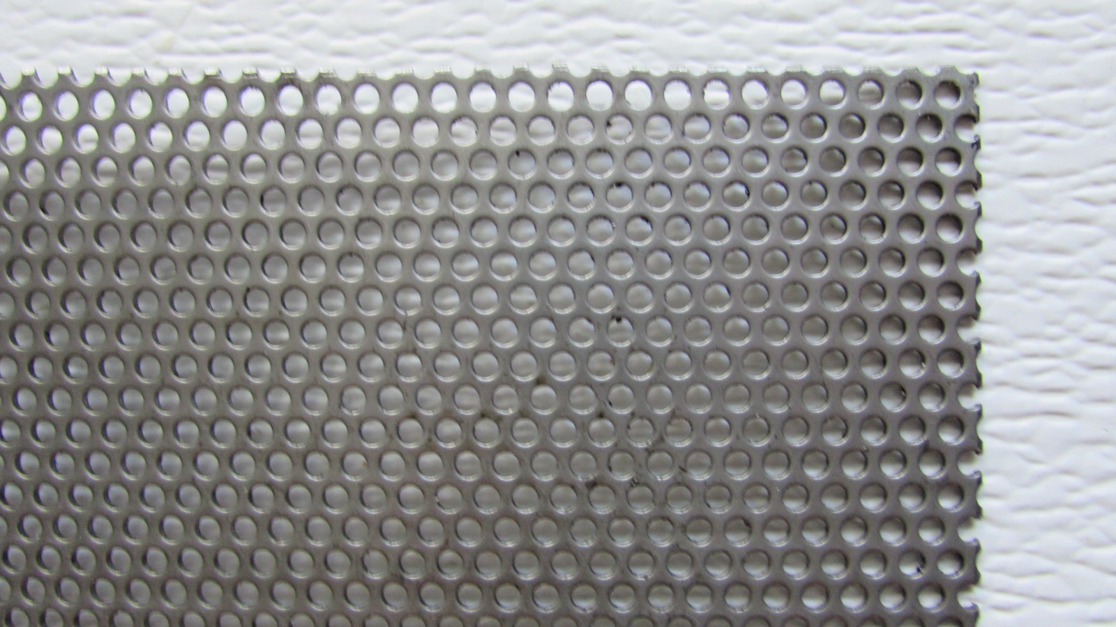 1/8″ HOLES-18 GAUGE– 304 STAINLESS STEEL PERFORATED SHEET –12″ X 12″