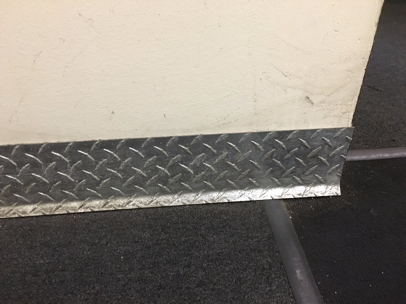 Aluminum Treadbright Diamond Base Moulding 2″ Height, 48″ Width
