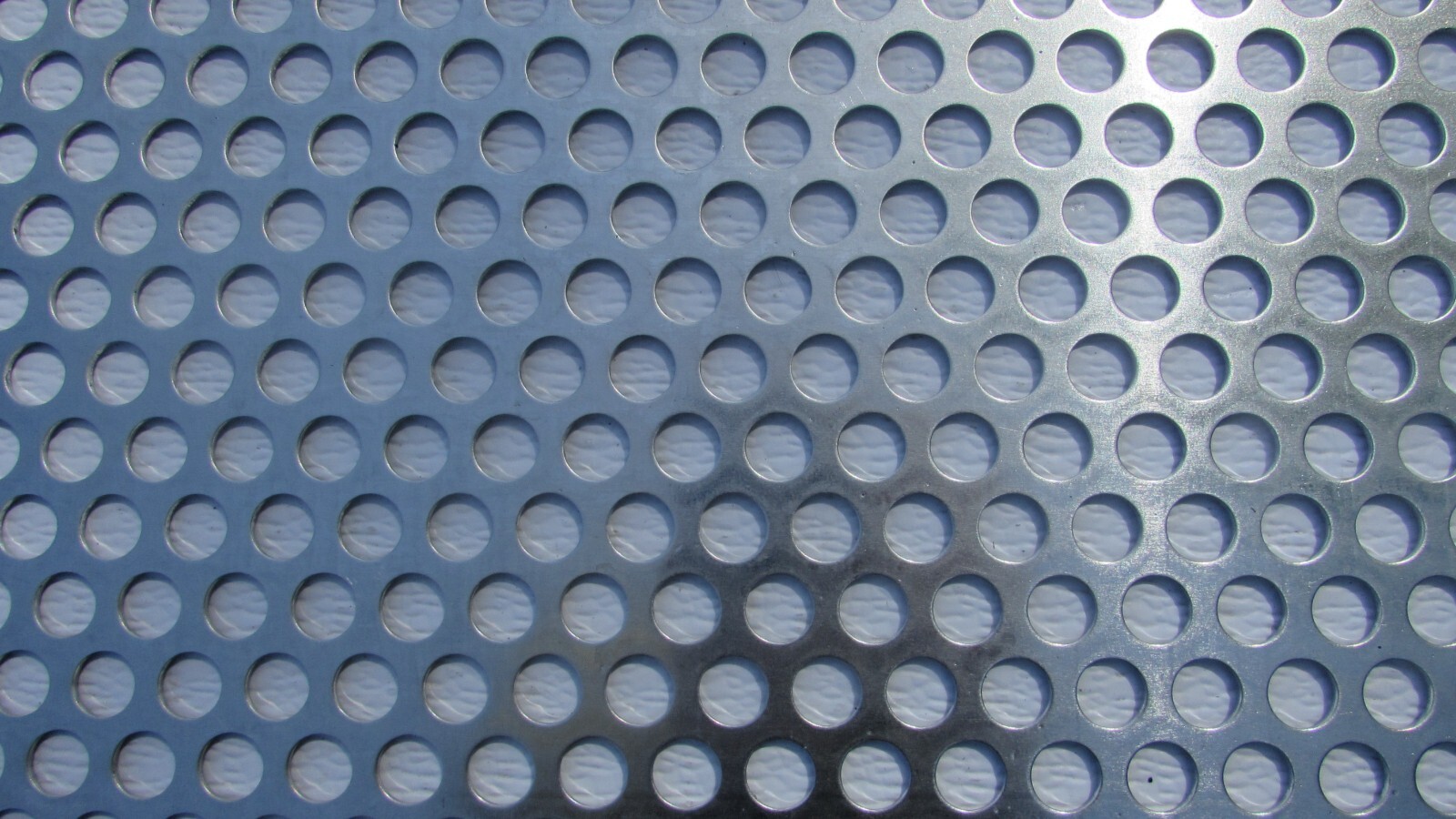 1/2″ HOLE ALUMINUM PERFORATED METAL–12″ X 24″