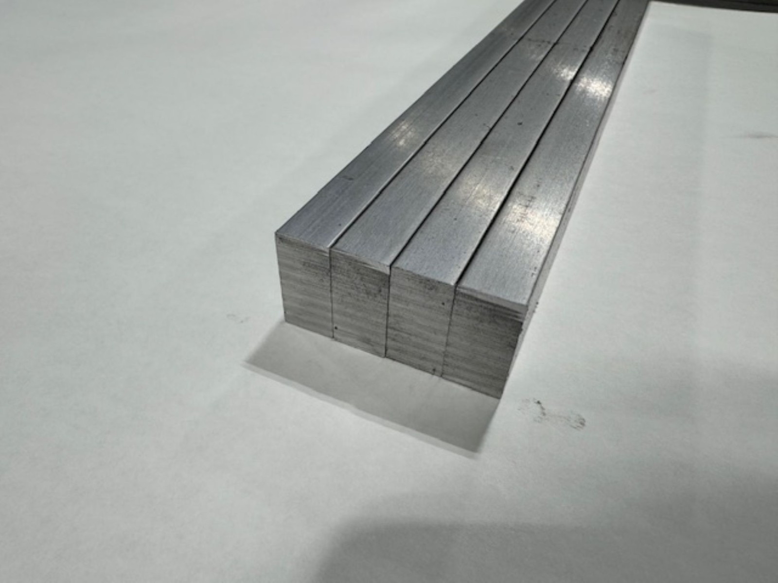 (4 PACK) 1/2″ x 1″ Aluminum Flat Bar x 9″ Long, 6061 Aluminum