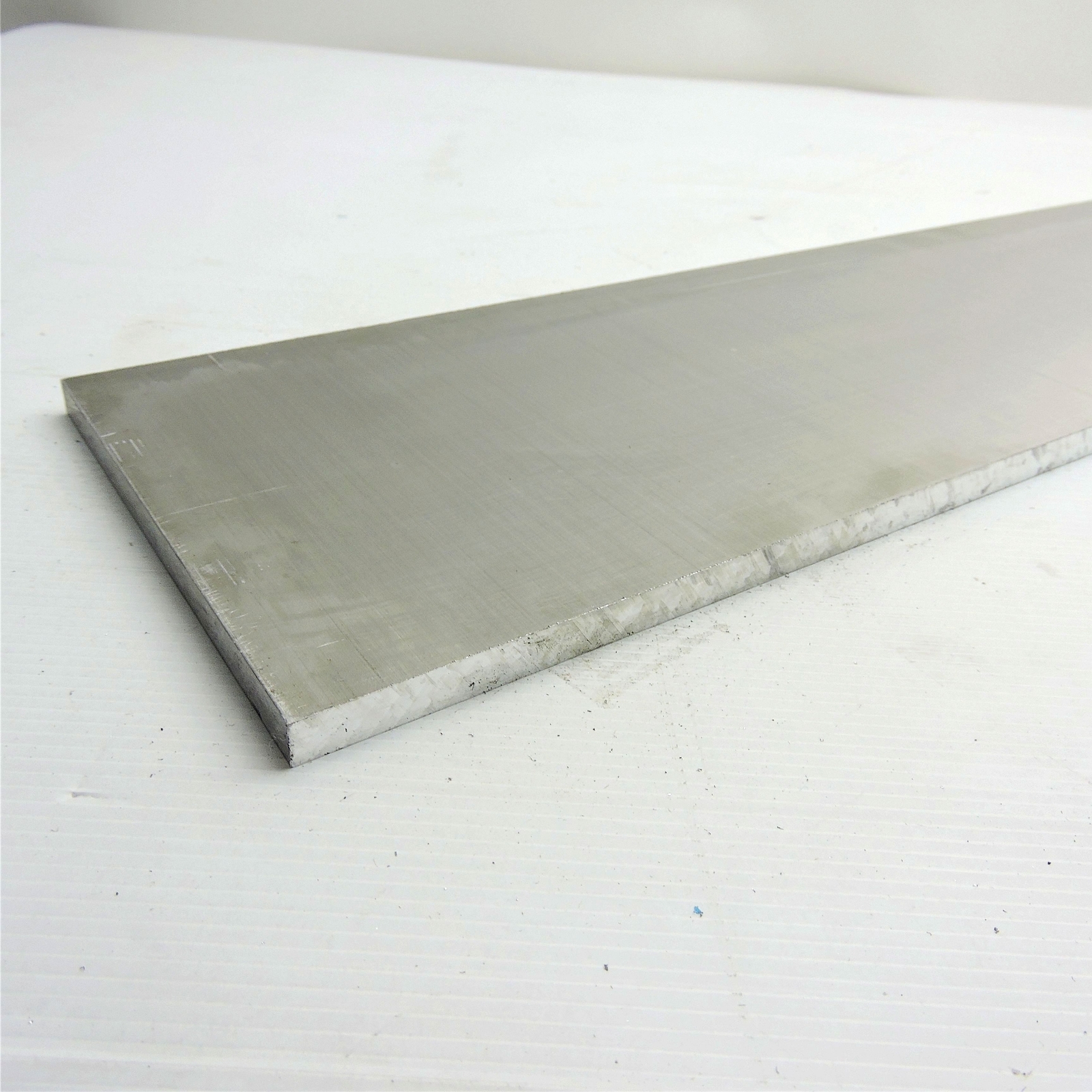 .375″ thick 3/8 Aluminum 6061 PLATE 5.875″ x 37.75″ Long sku 125725