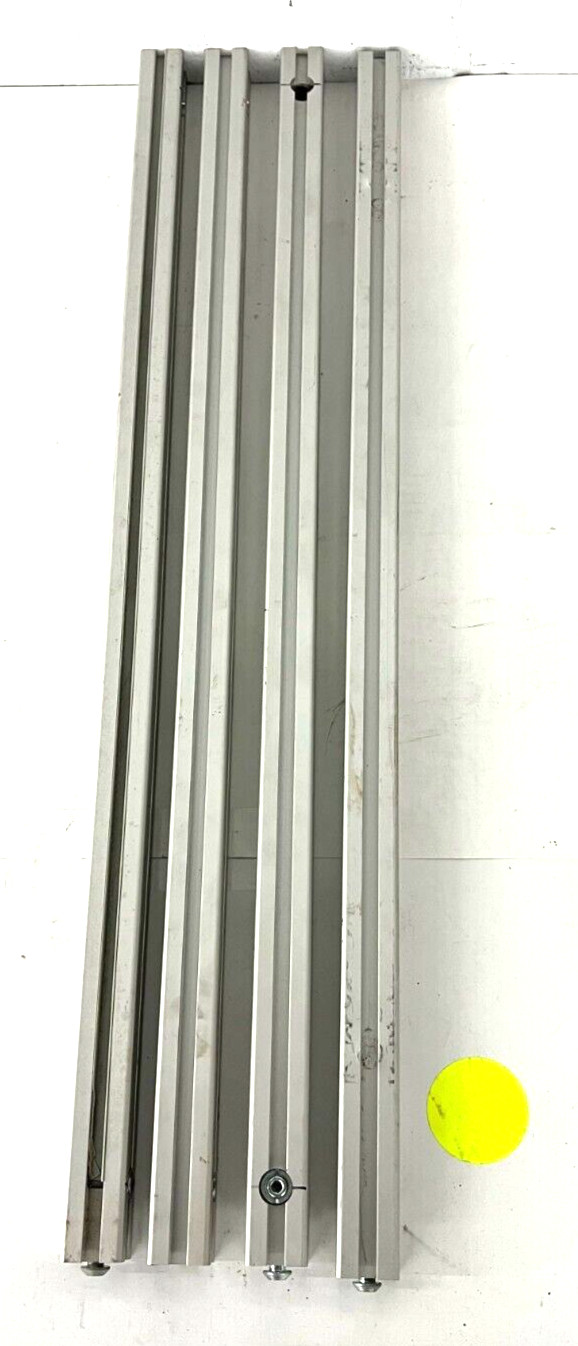 80/20 T-SLOT ALUMINUM EXTRUSION LENGTH 30″ WIDTH 1-1/8″ SLIVER LOT OF 4
