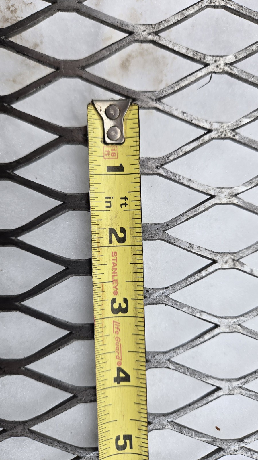 304 STAINLESS STEEL FLATTENED EXPANDED METAL 3/32″ x 19-1/2″+ x 49-3/8″