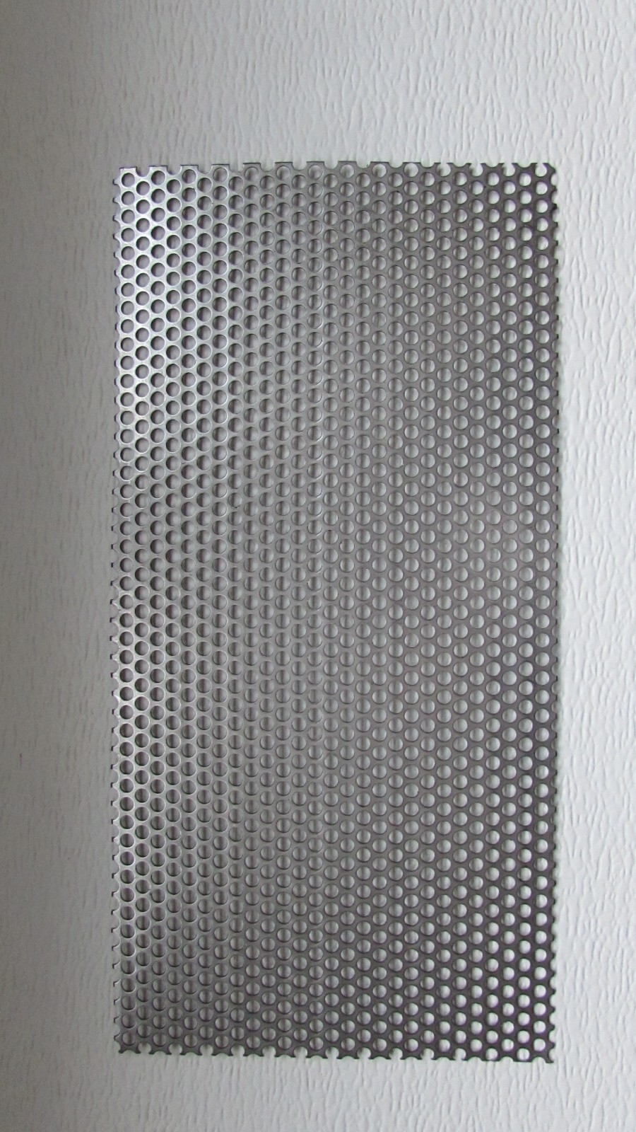 3/16″ HOLES-18 GAUGE-304 STAINLESS PERFORATED 11-1/2″ X 18″