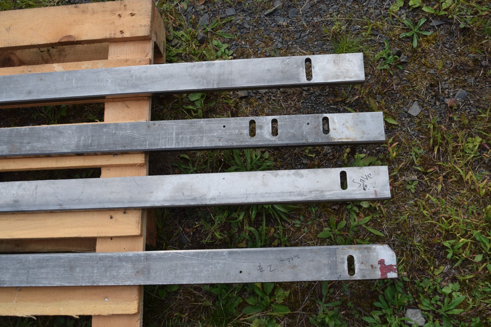 Steel Metal Flat Bar 90″x2.5″x0.75″ Lot of 4