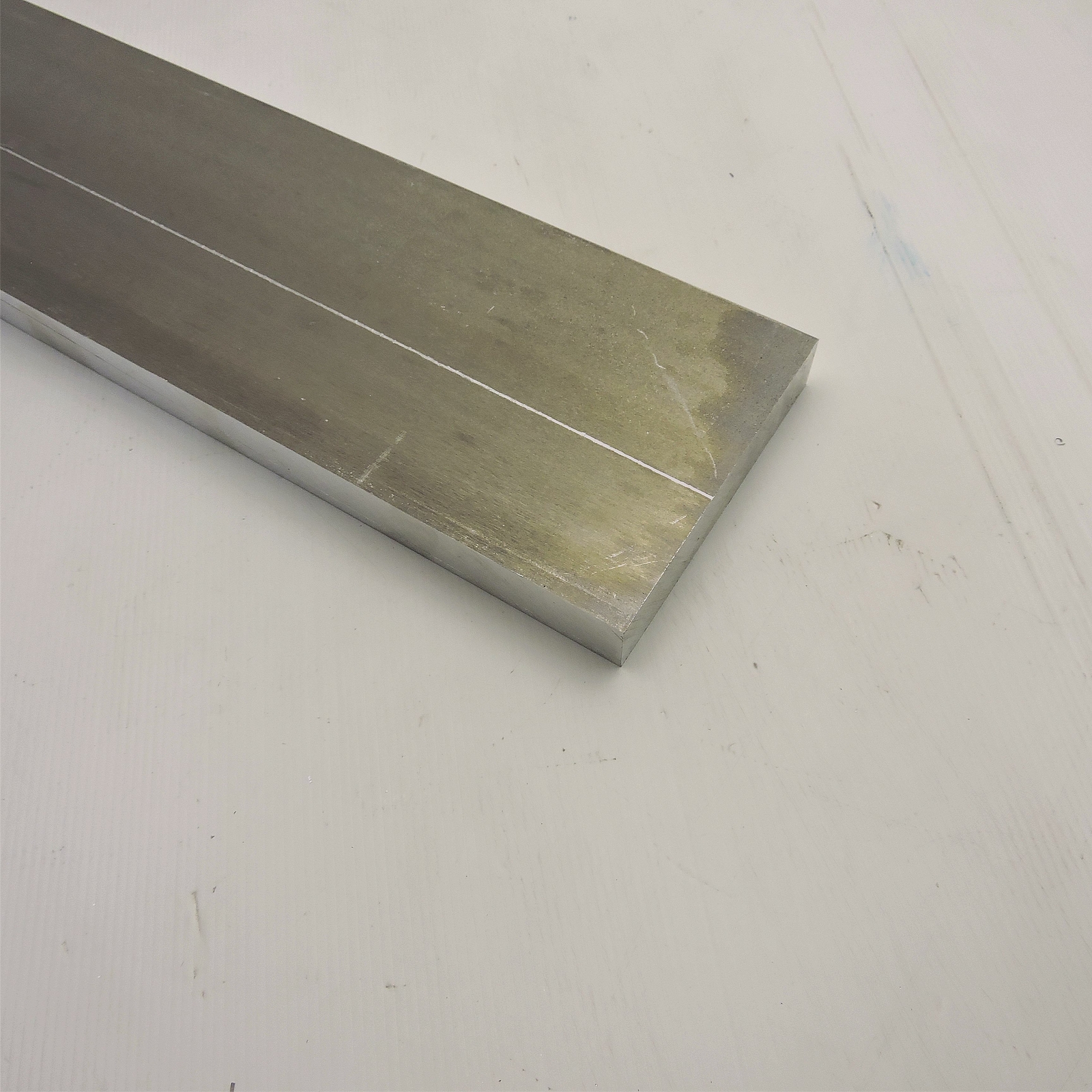 1.25″ thick 1 1/4 Aluminum 6061 PLATE 6.125″ x 26.375″ Long sku 180925