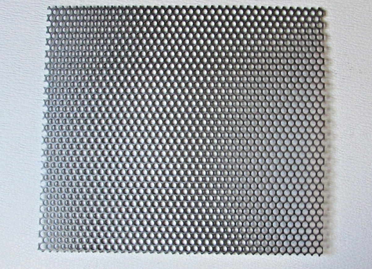 1/4″ HOLES–16 GA.-304 STAINLESS STEEL PERFORATED SHEET- 10-3/4″ X 12-1/4″