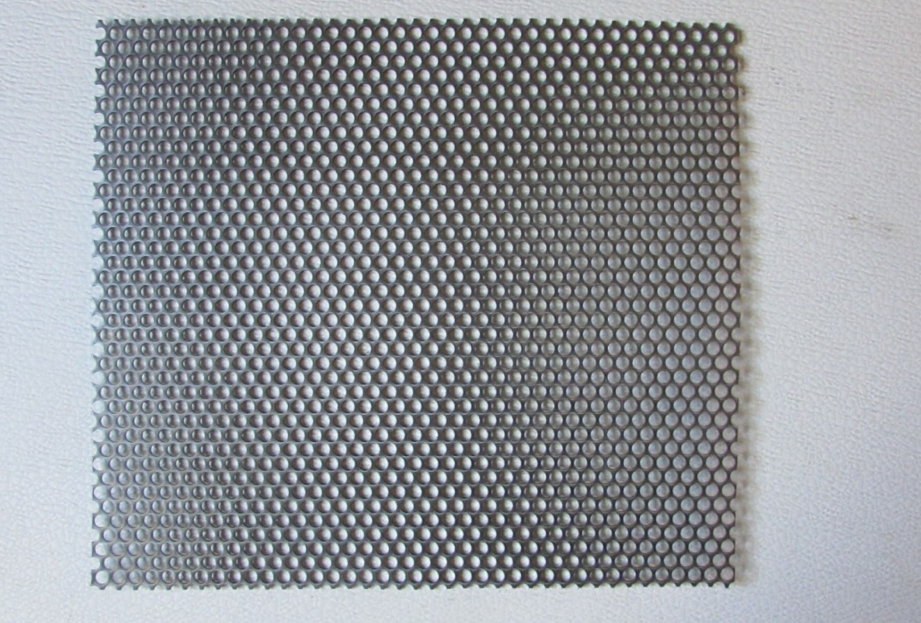 1/4″ HOLES–16 GA.-304 STAINLESS STEEL PERFORATED SHEET- 10-3/4″ X 12-1/4″