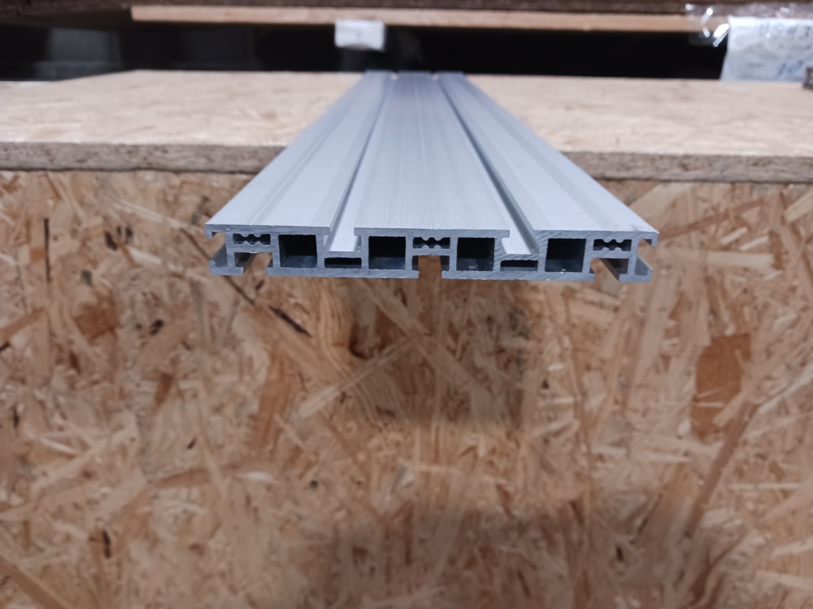 Isel Aluminum Extrusion – Rectangular profile 15x125x1000mm
