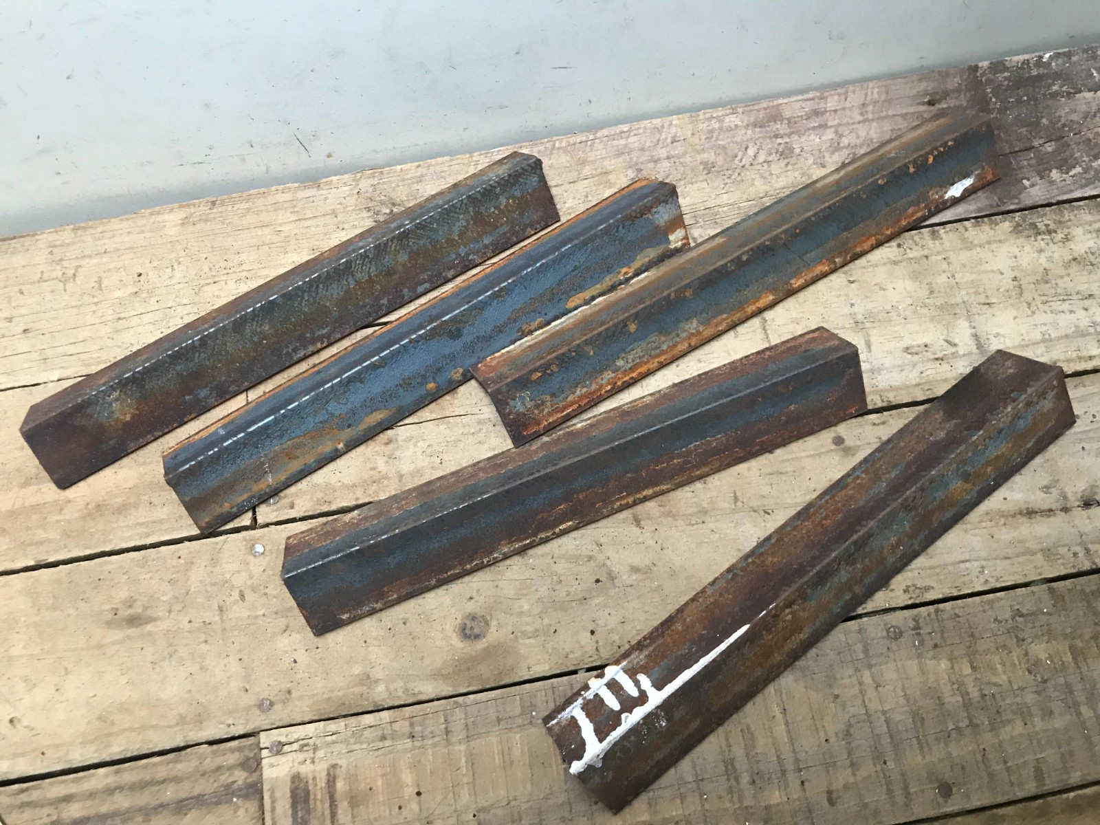 5 Large Rusty Industrial 3/16 thick 12″ long L Right Angle Bracket Corner Brace