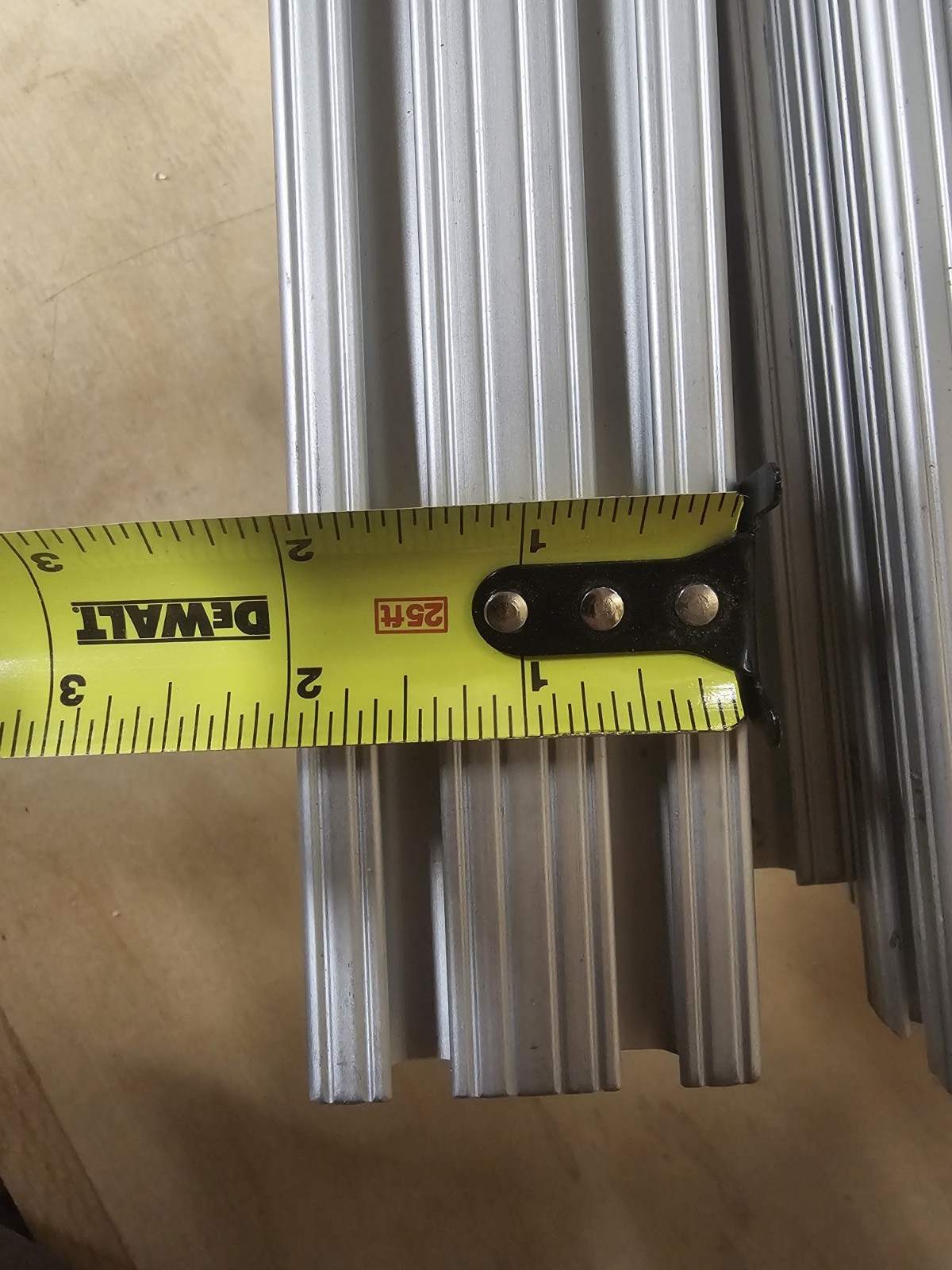 80/20 1020 17 15/16″ T-Slotted Extrusion 20 Pieces