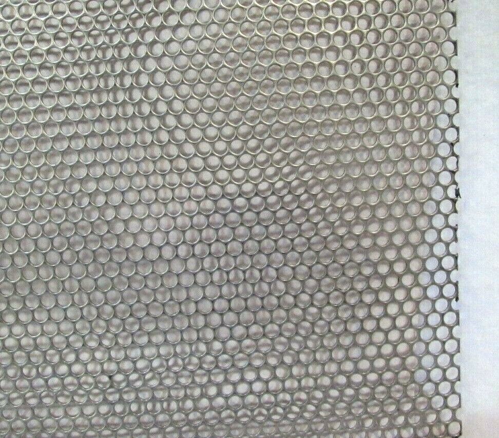 ==5/32 HOLES—20 GA. 304 STAINLESS PERFORATED SHEET– 7″ X 11-1/2″==