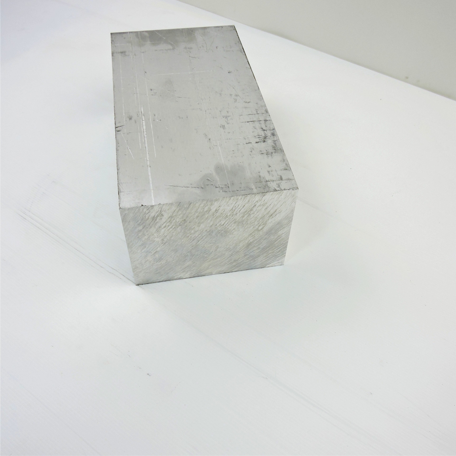 5″ thick Aluminum 6061 PLATE 5.875″ x 12.625″ Long sku 232092