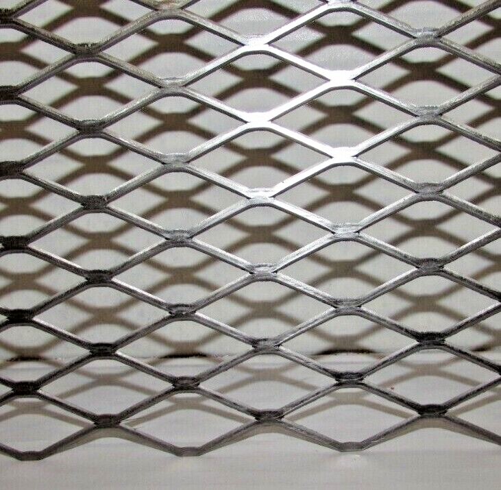 3/4#13- 304 STAINLESS STEEL FLATTENED EXPANDED METAL– 12″ X 18″