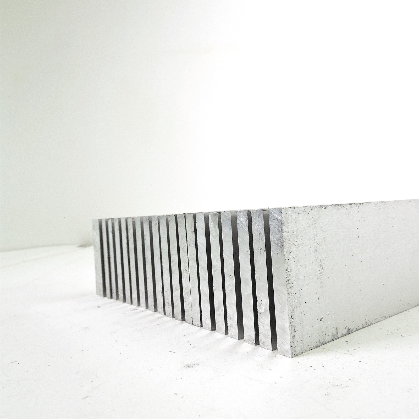 .375″ thick 3/8 Aluminum 6061 PLATE 3.25″ x 3.25″ Long QTY 20 sku 206617