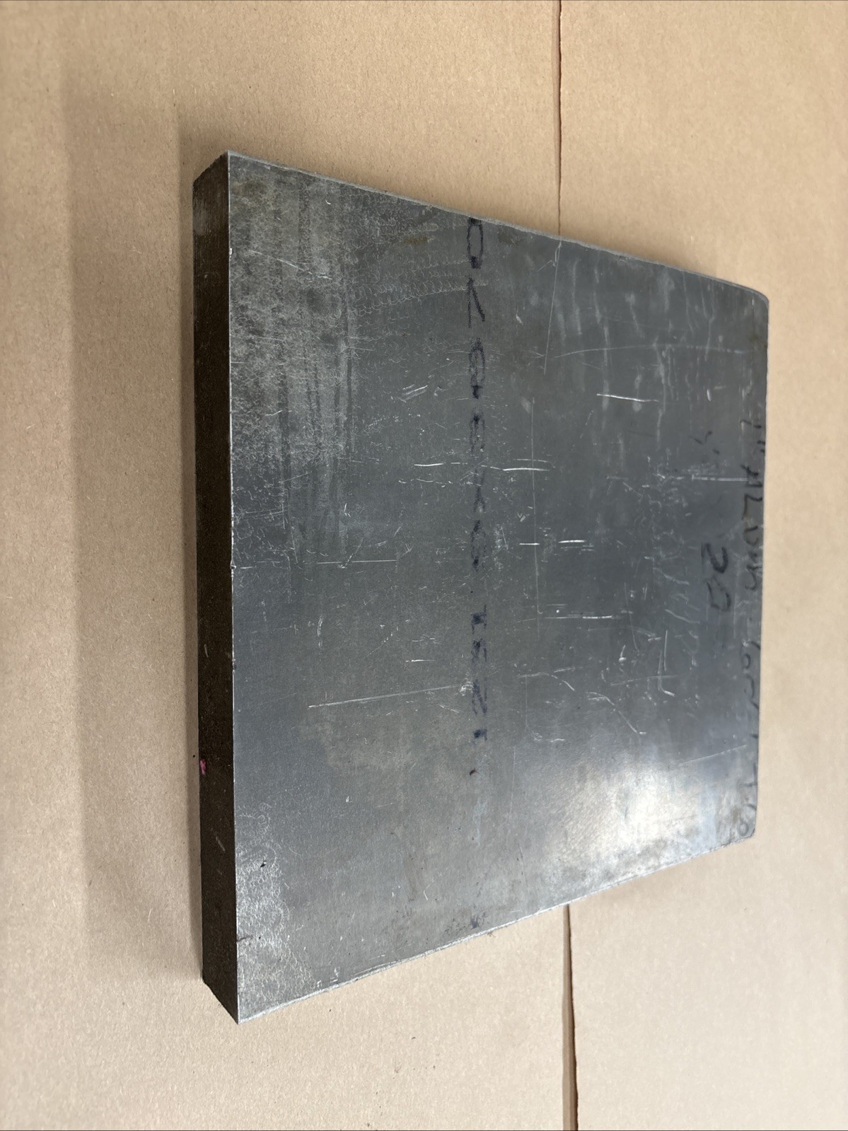 9-3/8″ x 9″ x 1″ Aluminum plate 6061