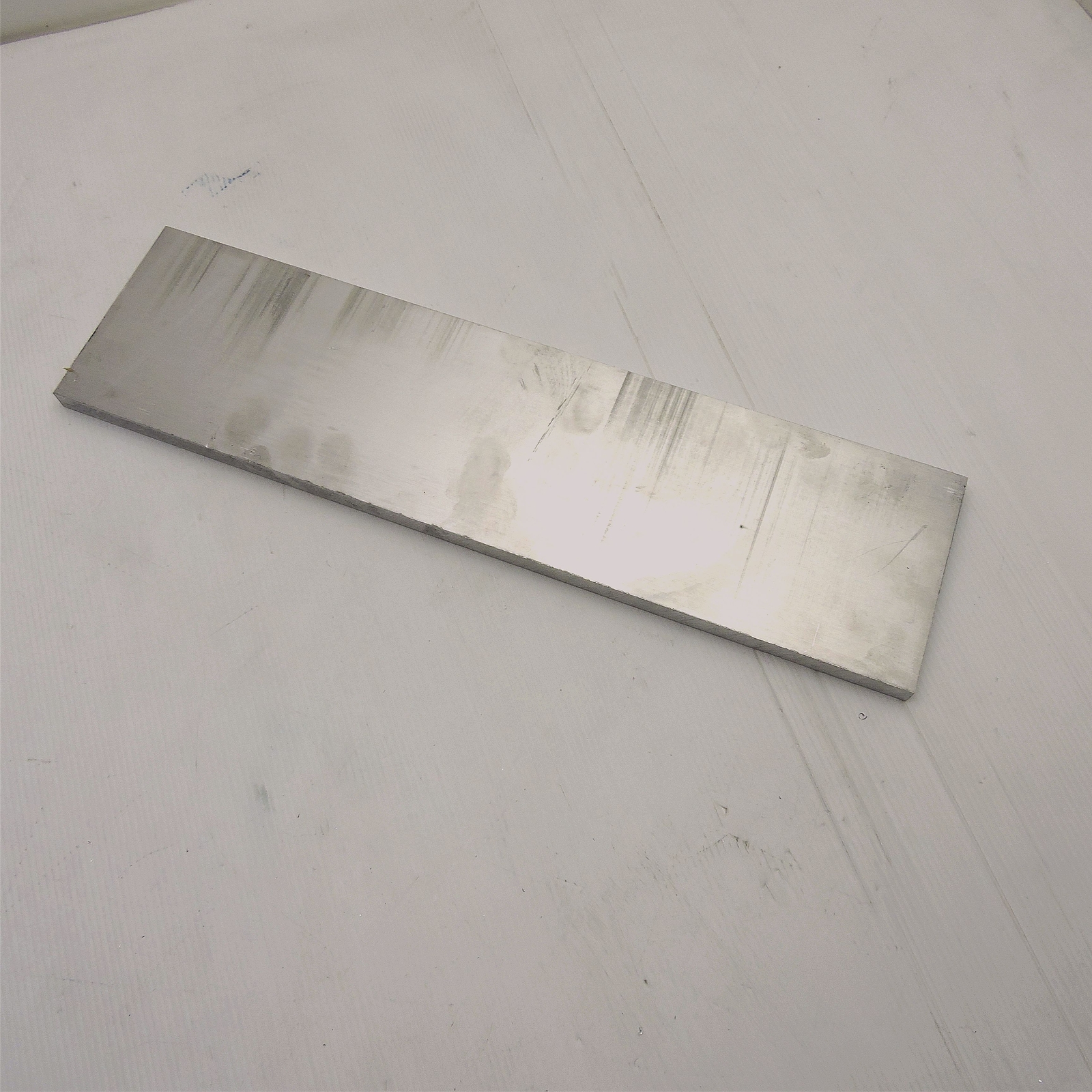 .5″ thick 1/2 Aluminum 6061 PLATE 5.875″ x 23″ Long sku 335087