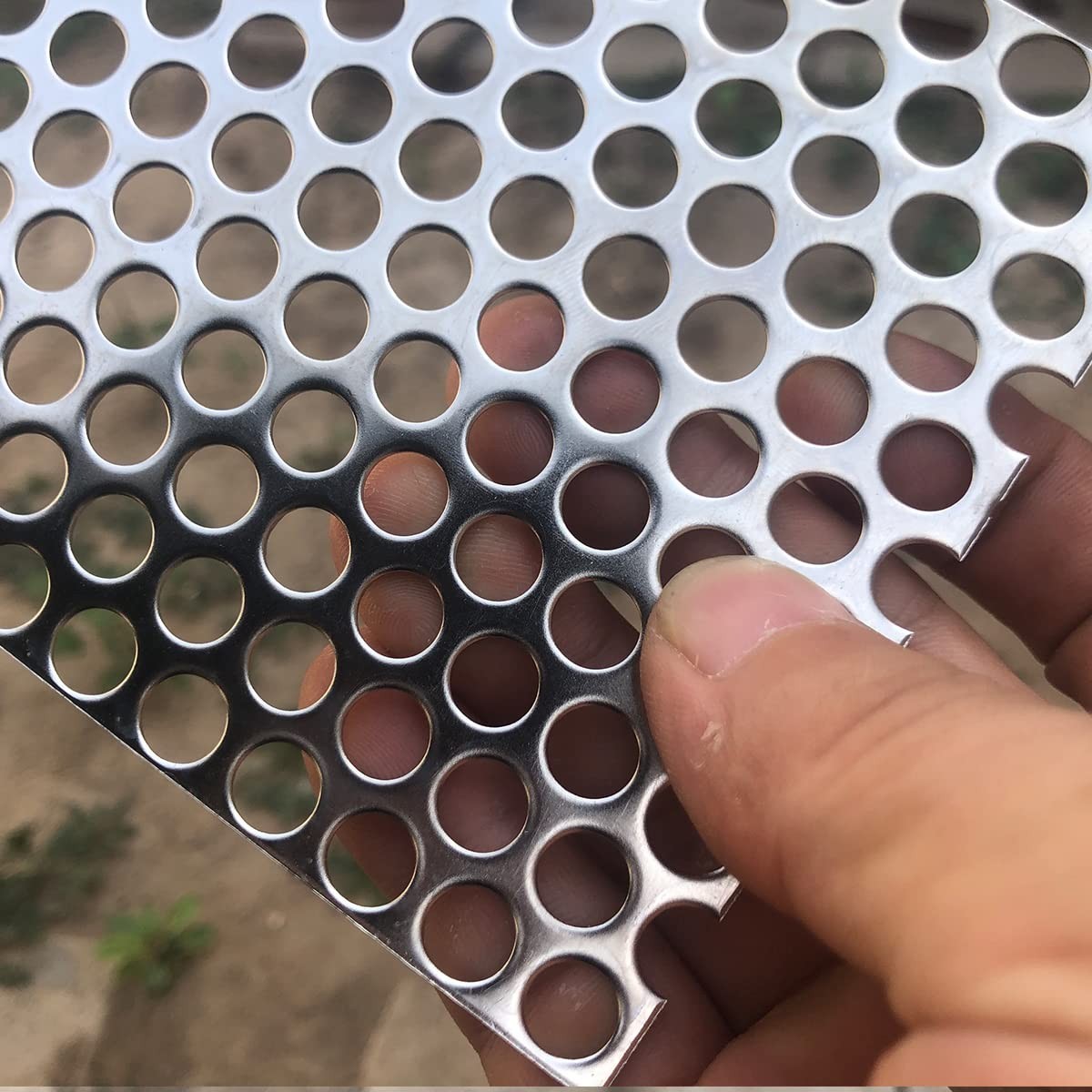 Metal Mesh Sheet 7.8 X 3.9 Inch Perfect for Screens and Decorative Applications