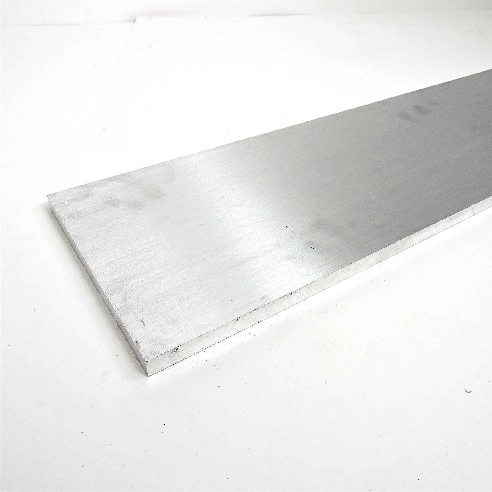 .5″ thick 1/2 Aluminum 6061 PLATE 6.875″ x 48.5″ Long sku 125992
