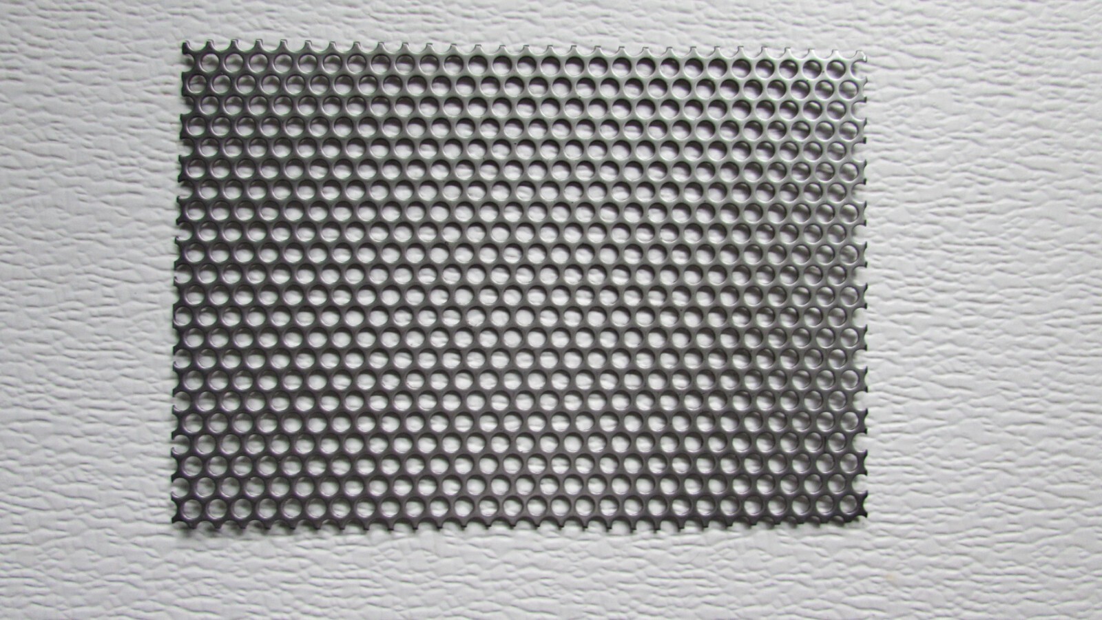 3/8″ HOLE 16 GAUGE 304 STAINLESS STEEL PERFORATED SHEET–12″ x 24″