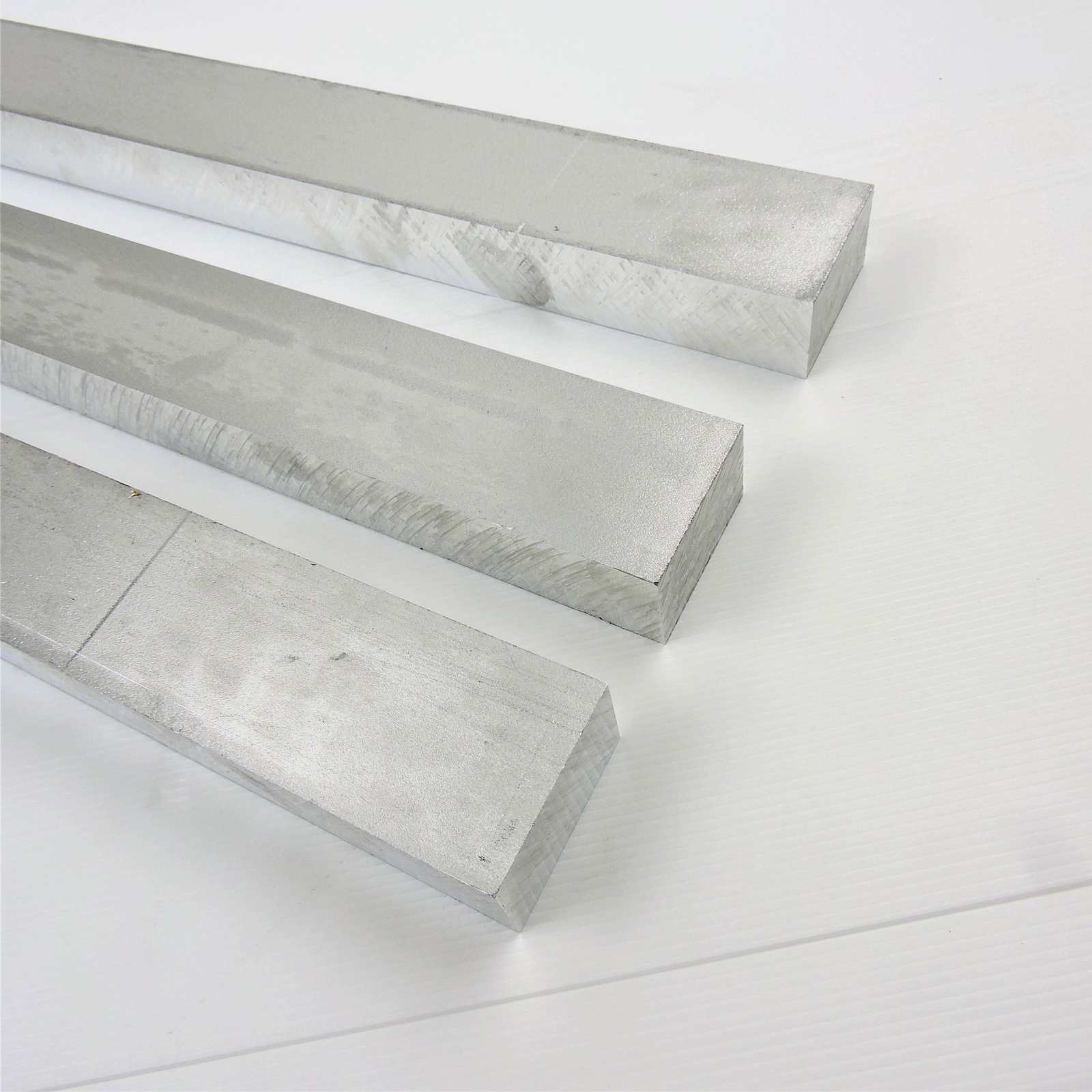 1.375″ thick 1 3/8 Aluminum 6061 PLATE 2.125″ x 9″ Long QTY 3 sku 340000