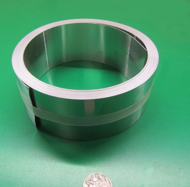 3003 Aluminum Foil (1/2 Hard- H14)) .016″ Thick x 2.0″ Wide x 25 Feet Long