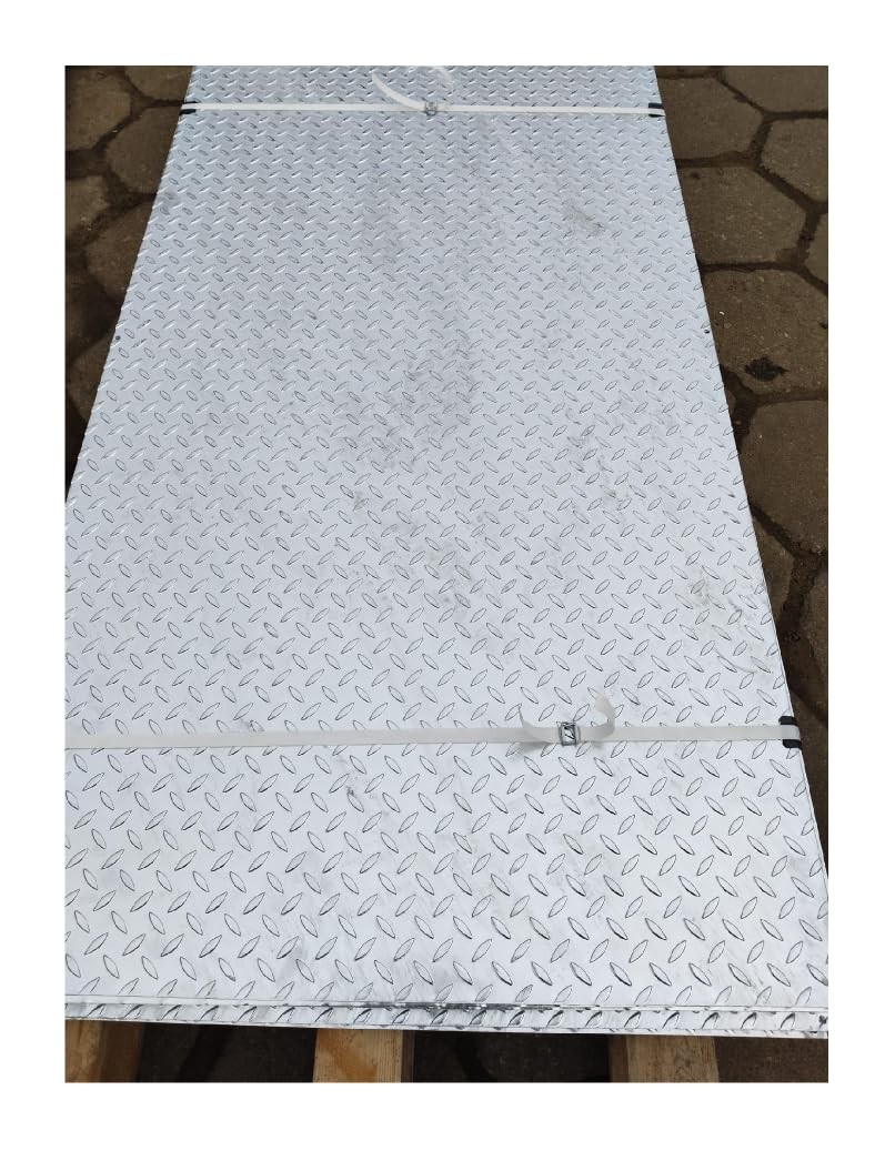 Structured Sheet Metal Chequered Plate | Rohstahl S235JR (250x1000x5mm)