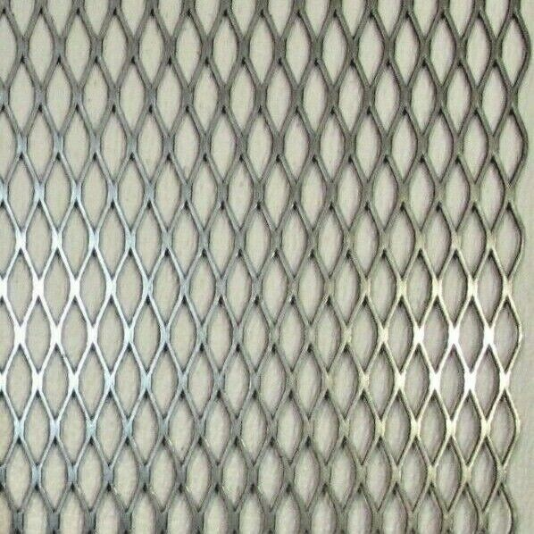 1/2″ x 16GA. 304 STAINLESS STEEL FLATTENED EXPANDED METAL 6″ x 6″