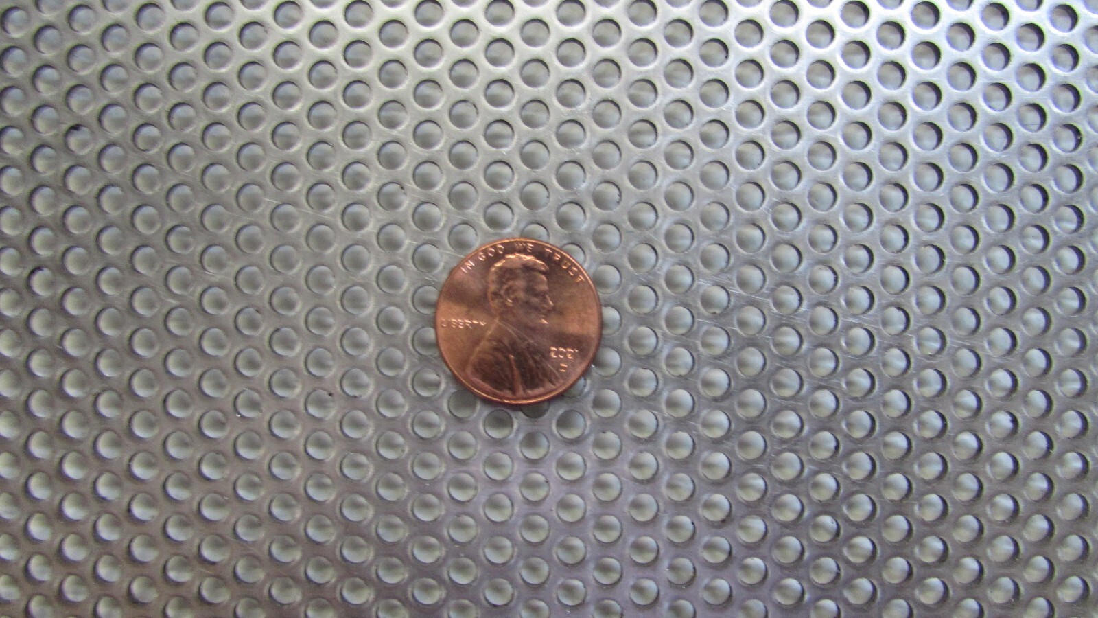 1/8″ HOLES—18 GAUGE 304 STAINLESS PERFORATED SHEET— 12″ X 17-1/2″
