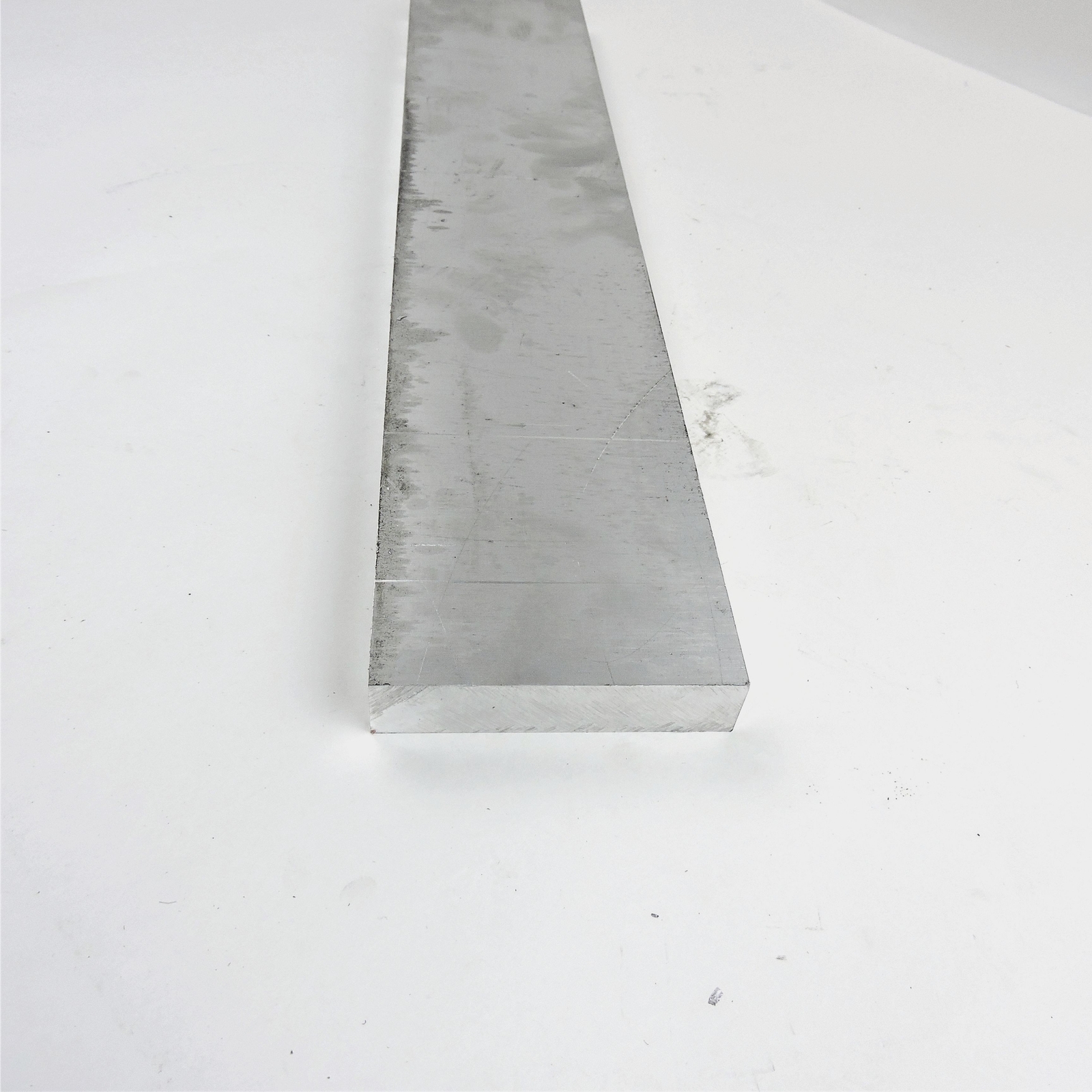 1.125″ thick 1 1/8 Aluminum 6061 PLATE 5″ x 26.625″ Long sku 335118