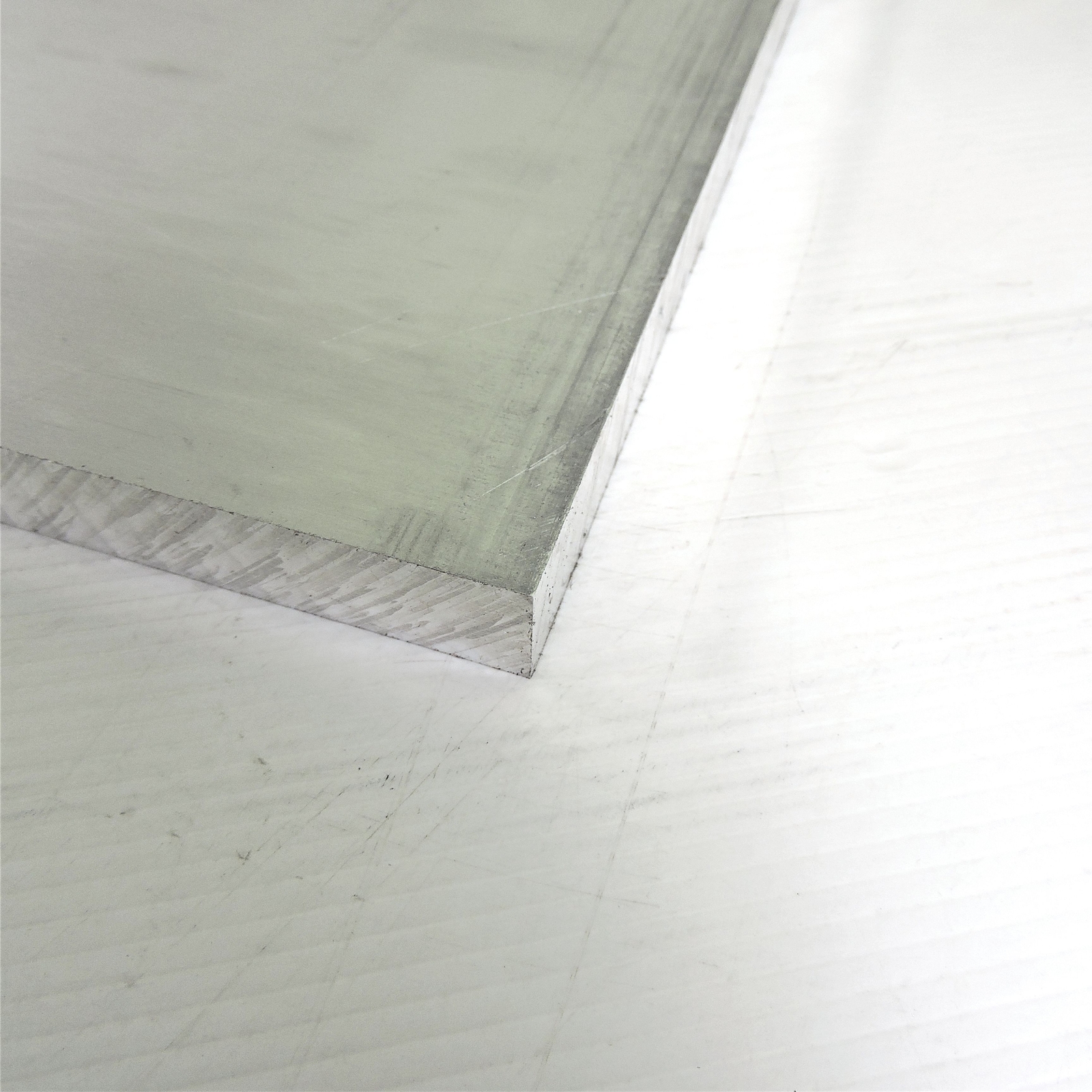 .625″ thick 5/8 Aluminum 6061 PLATE 5.875″ x 32.25″ Long sku 335042