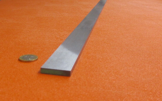 O1 Tool Steel Ground Bar 1/4″ (+/-.001″) Thick x 1 1/4″ Wide x 36″ Length