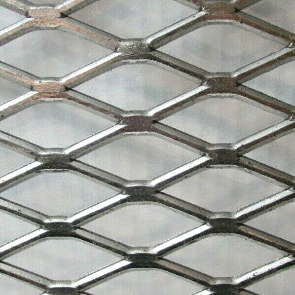 3/4#9 304 STAINLESS STEEL FLATTENED EXPANDED METAL–6-1/2″ X 20-3/4″