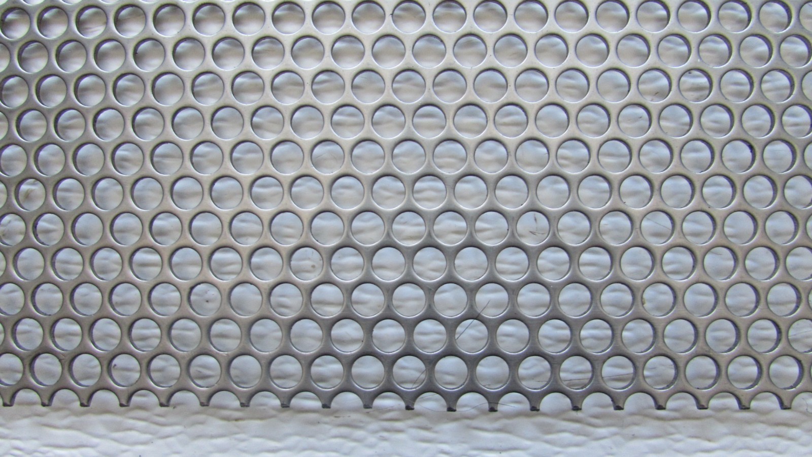 1/4″ HOLES–16 GA.-(0598)-304 STAINLESS STEEL PERFORATED SHEET—10-1/4″ X 24″