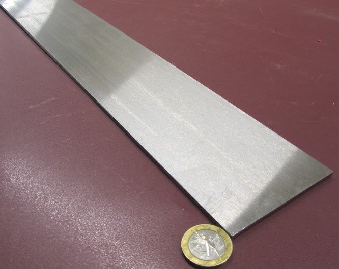 O1 Tool Steel Ground Bar 1/8″ (+/-.001″) Thick x 3″ Wide x 36″ Length