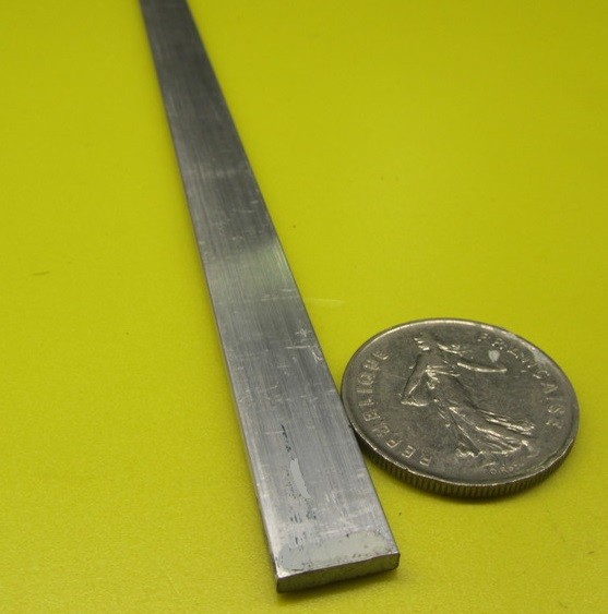 6063 T5 Aluminum Bar, 1/8″ (.125″) Thick x 1/2″ Wide x 48″ Length, 3 units