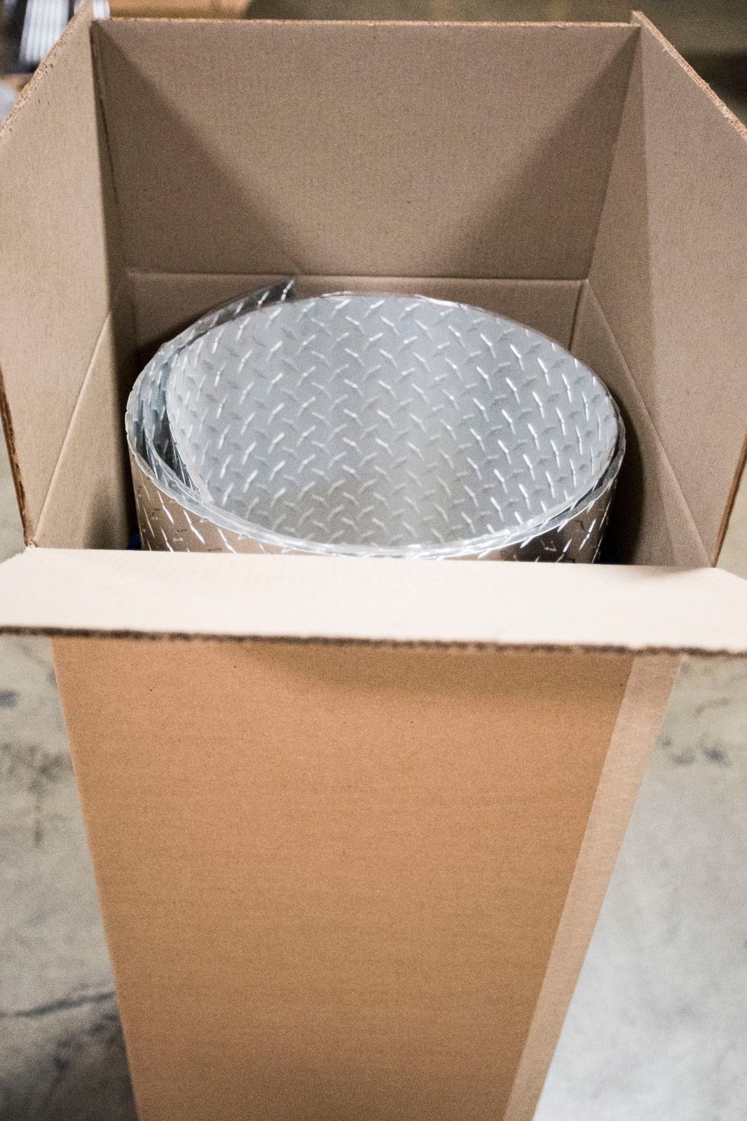 Embossed Aluminum Diamond Plate 0.025″ x 48″ x 120″ (4’x10′) – 1 PC