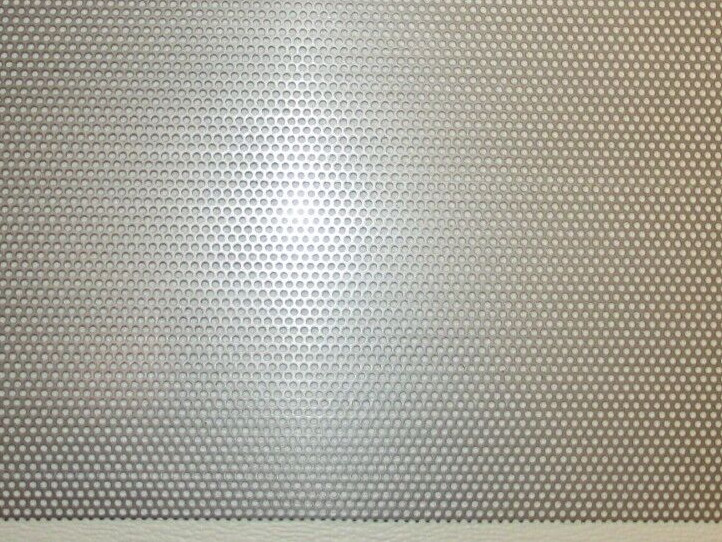 1/8″ HOLES 18 GAUGE 304 STAINLESS STEEL PERFORATED SHEET–11 ” X 23″