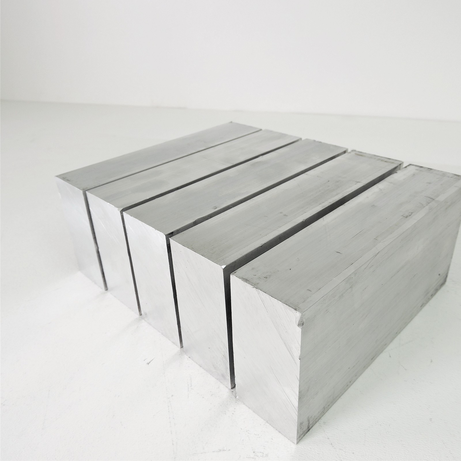 1.25″ x 2″ Aluminum 6061 FLAT BAR 5.875″ Long new mill stock QTY 5 sku L352