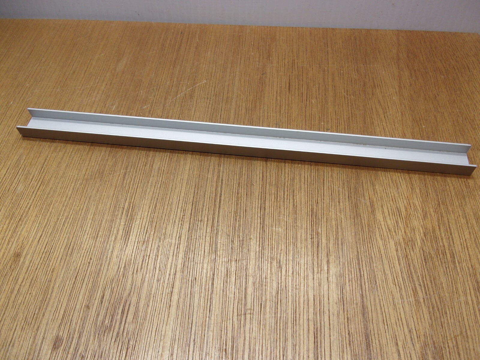 3/4″ Base X 3/8″ Leg X 12” Long 1/16″ Wall 6063 Anodized Aluminum U-Channel