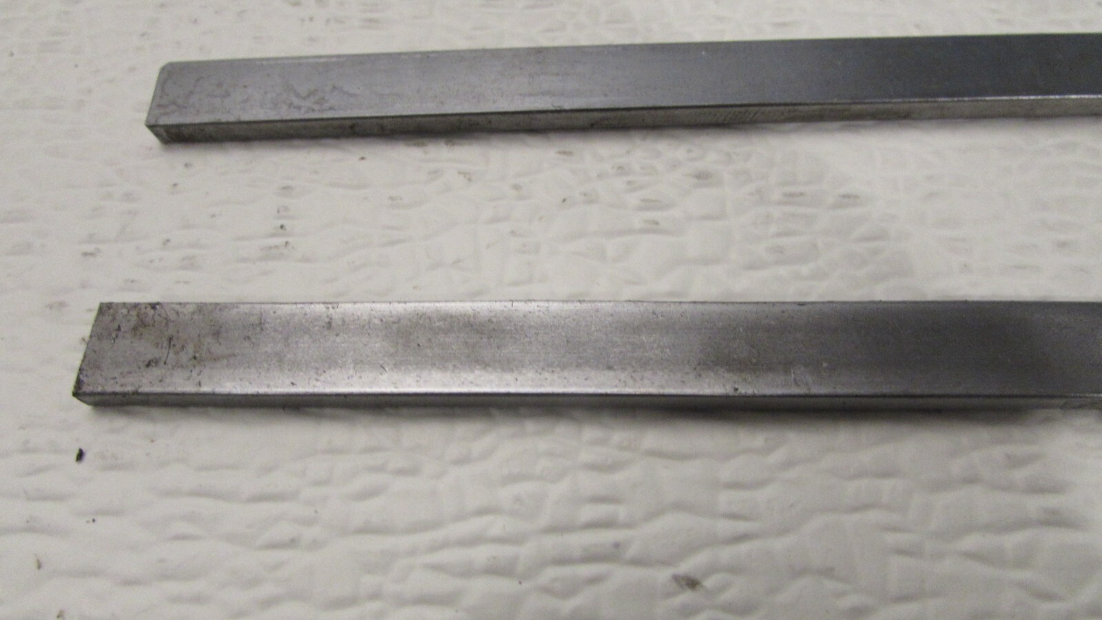 1/8″ THICK X 3/8″ WIDE X 9″ LONG CR 1018 FLAT BAR–200 PIECE LOT