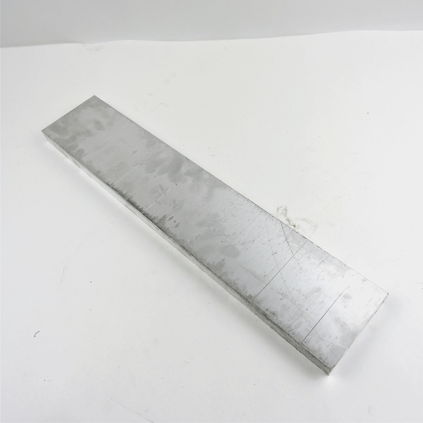 1.125″ thick 1 1/8 Aluminum 6061 PLATE 5″ x 26.625″ Long sku 335118