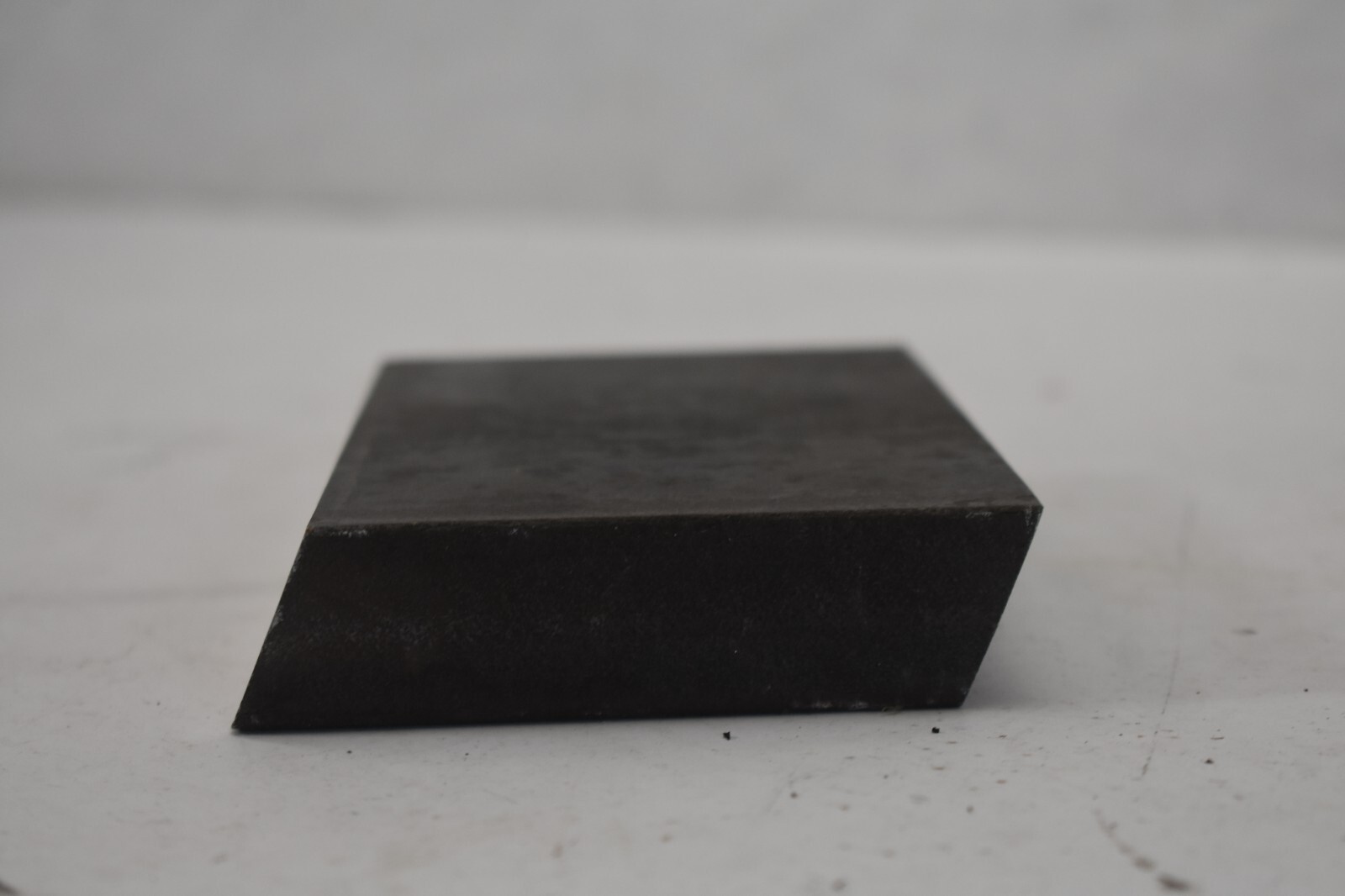 Trapezoid Shaped Metal Block Curved Plate 6″ x 3-1/2″ x 1″ Thick 1091537