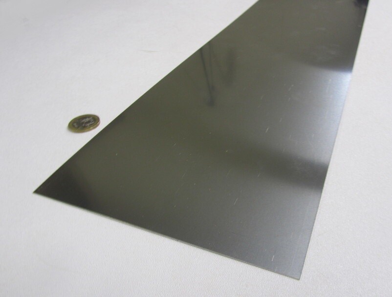 301 Stainless Steel Sheet 1/2 Hard .007″ Thick x 6.0″ Width x 50.0″ Length